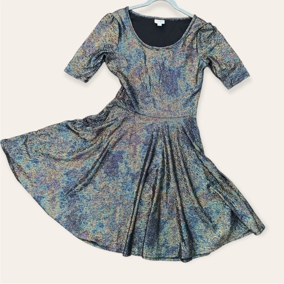 Elegant LuLaRoe Mermaid Rainbow iridescent oil slick dress - Picture 2 of 6
